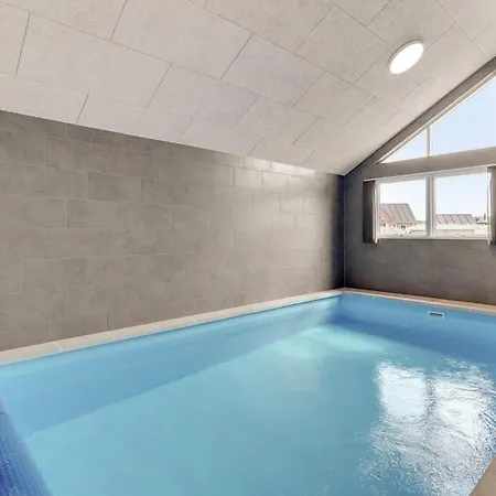 Front In With Sauna Prázdninový dům *